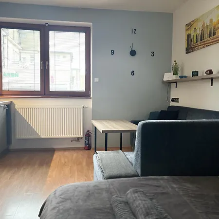 Calm In Quiet Area 아파트 코시체