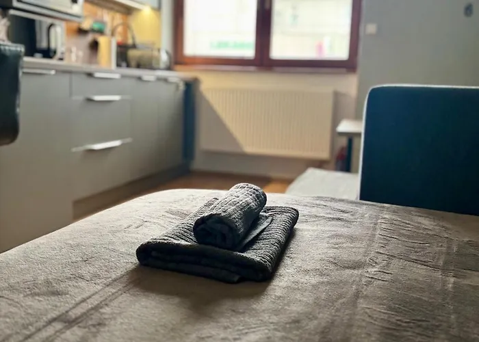 아파트 Calm In Quiet Area