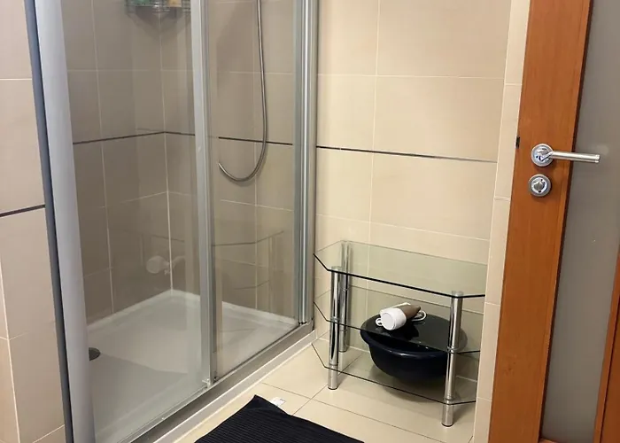 Calm In Quiet Area 아파트 *