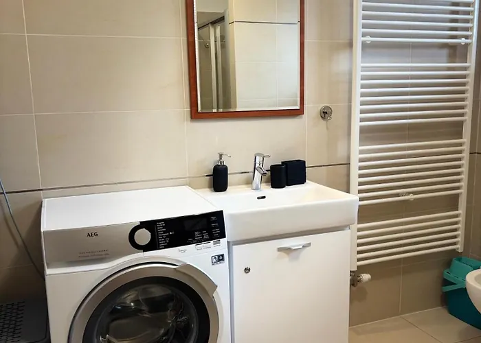 아파트 Calm In Quiet Area